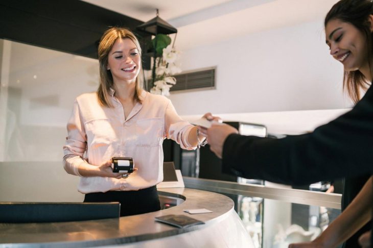 Does Opera Cloud Integrate With Self Check-in Solutions? A US Hotel Guide